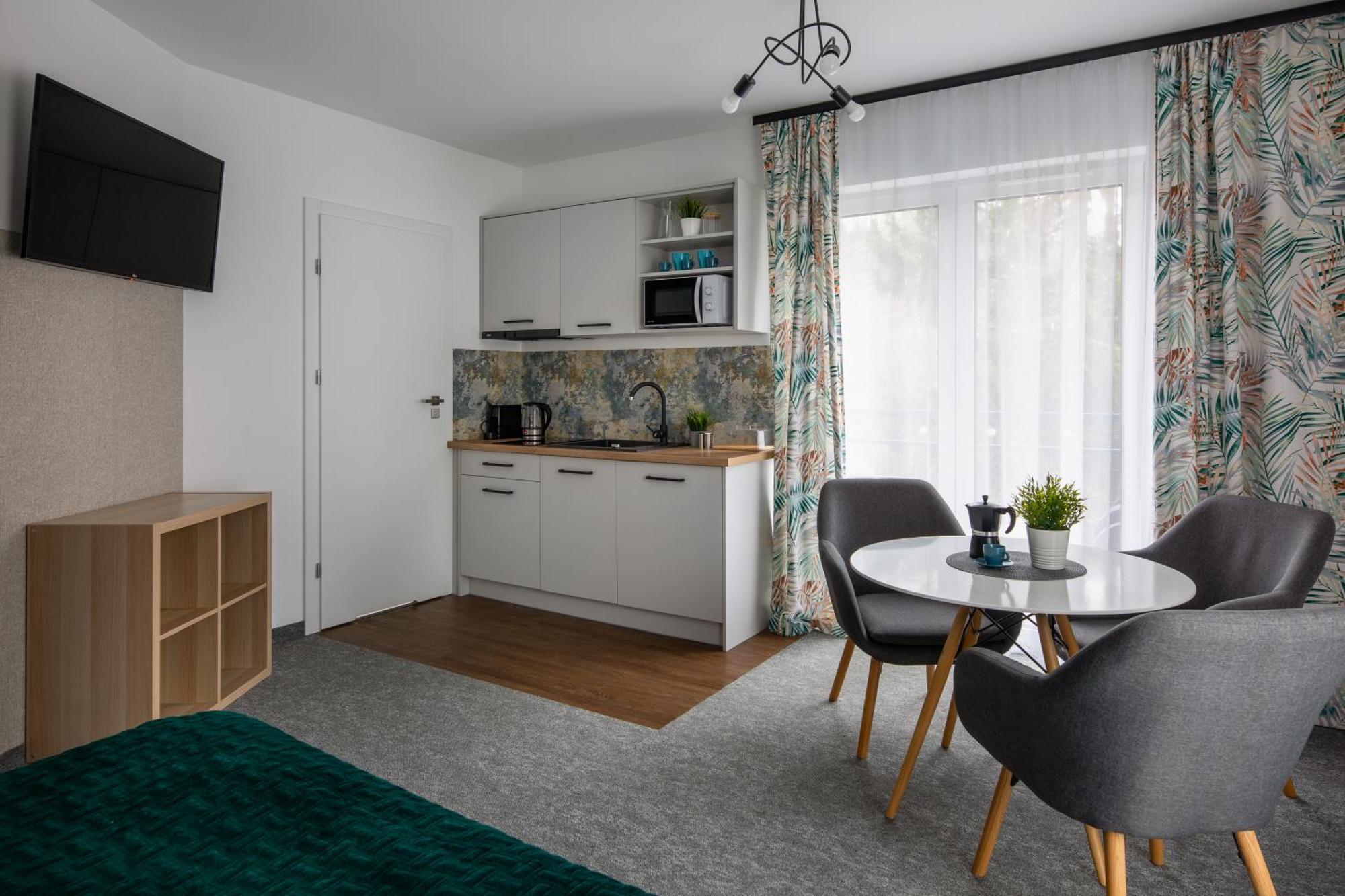 Apartamenty Wczasowa - Komfort Z Narciarnia Kudowa-Zdrój Eksteriør bilde